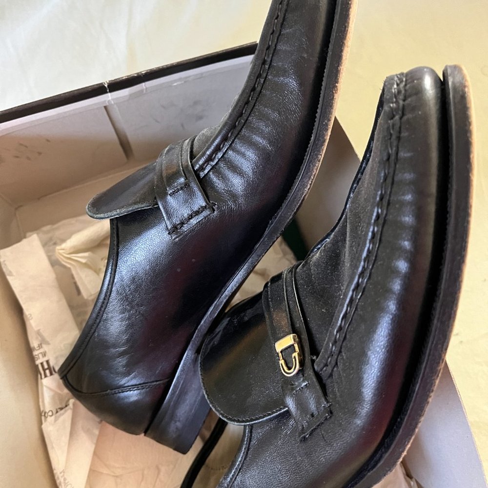 SHOES - Picture 3 of 5